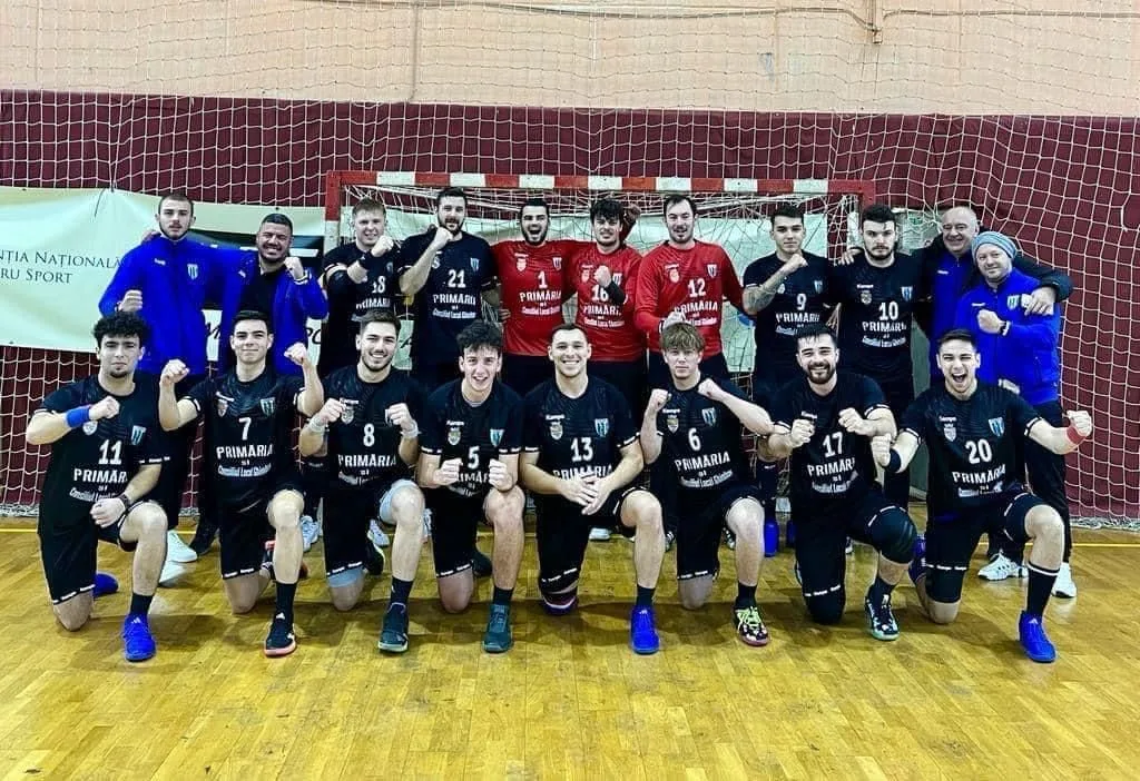 Sportivii clubului în timpul competiției